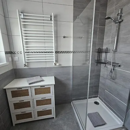 Lilja Mit Garten, Kamin Und Pool Vakantiehuis Trzęsacz