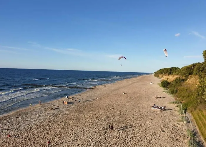 Lilja Mit Garten, Kamin Und Pool